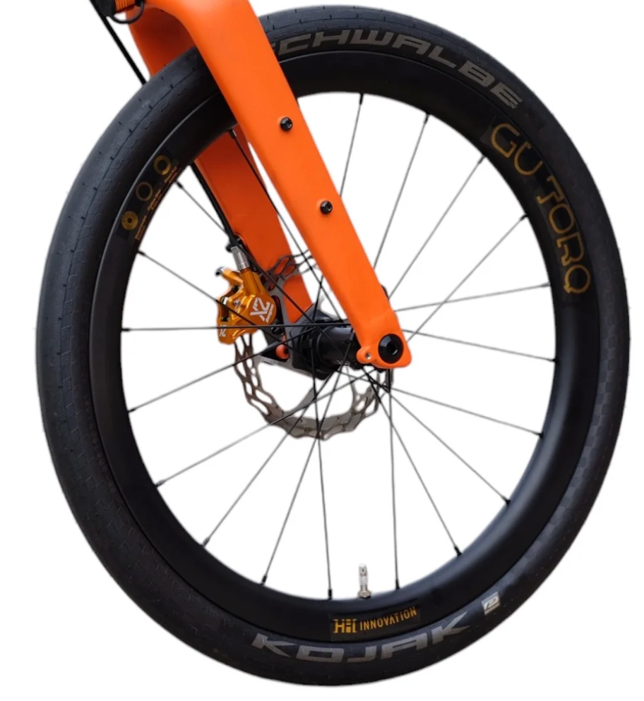 H&H 406 Carbon wheel set